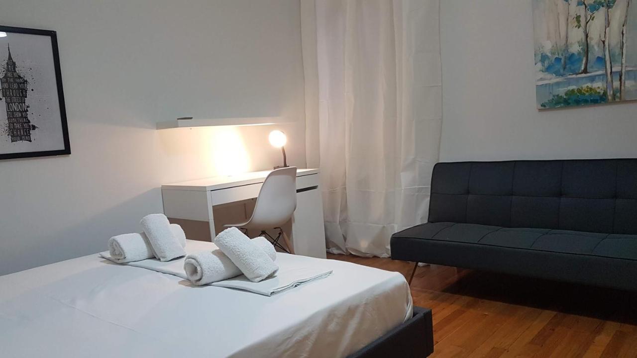 Olive Apartment- Athens Center, 4 Bd, 1.5 Bath Atenas Exterior foto